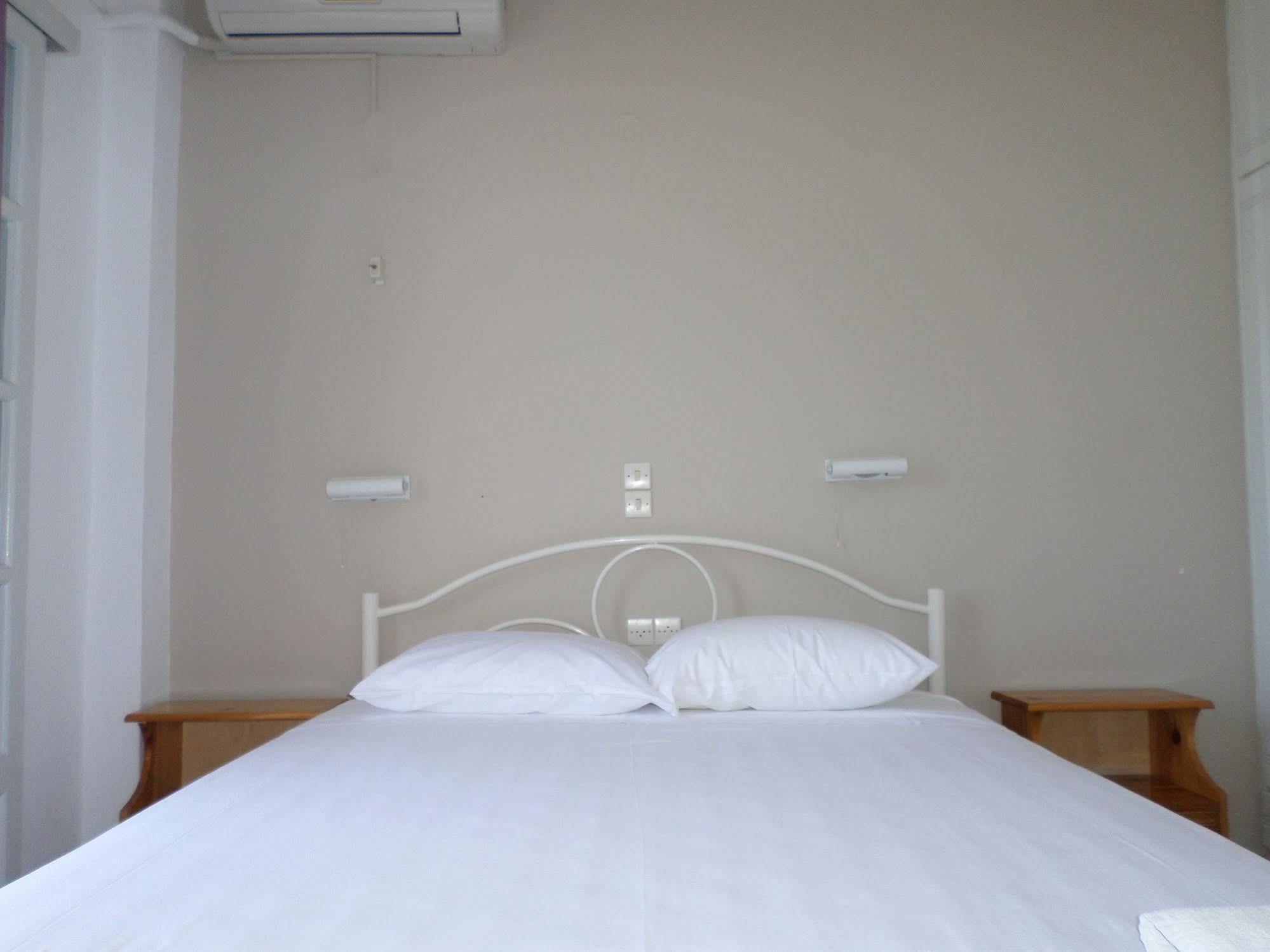 Appart hôtel Rising Sun & Benitses (Corfu)